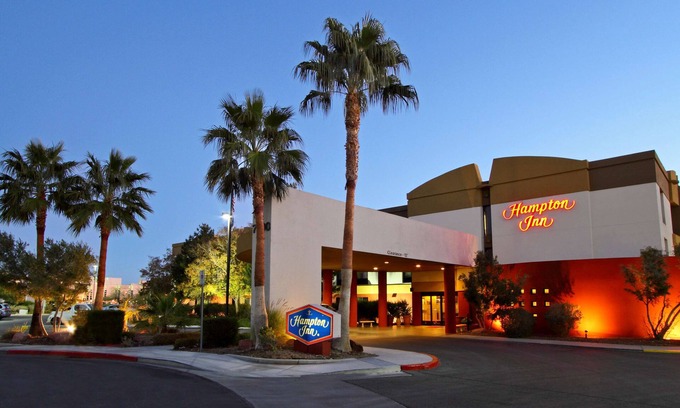 Summerlin Hotel | Relaxing Retreat at Hampton Inn Las Vegas/Summerlin