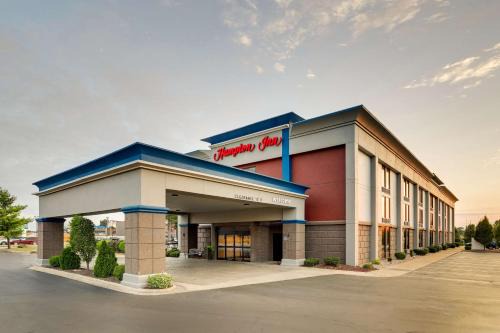 Lebanon Hotel | Comfortable Stay at Hampton Inn Lebanon with Pool Access