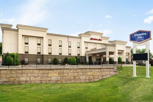 Weissport East Hotel | Discover Hampton Inn Lehighton - Family-Friendly Retreat