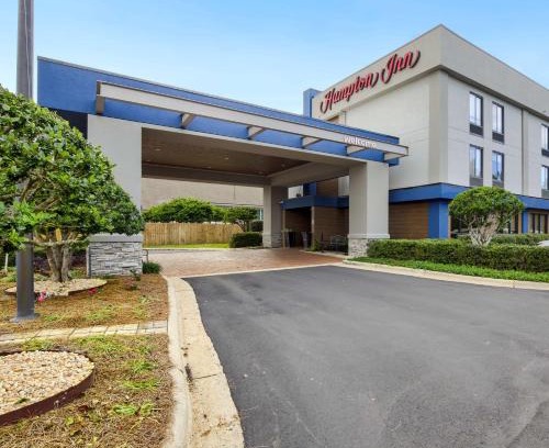 Tillmans Corner Hotel | Ideal Stay at Hampton Inn Mobile-I-10, Near Bellingrath Gardens