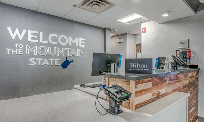 Morgantown Hotel | Discover Hampton Inn Morgantown: Family-Friendly Amenities