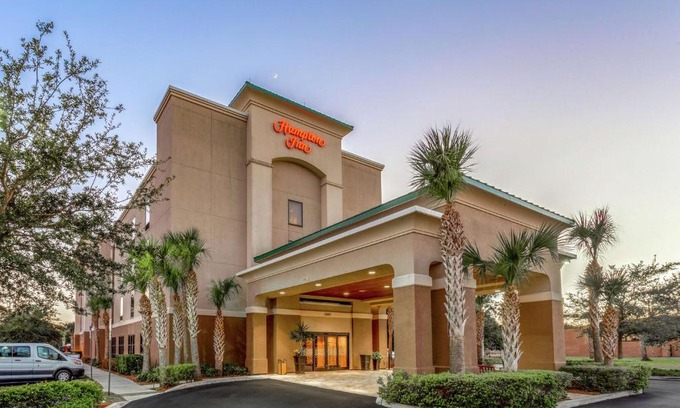 Okeechobee Hotel | Explore Hampton Inn Okeechobee with Pool & Ocean Views