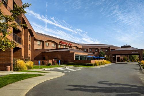 Richland Hotel | Top-Rated Hampton Inn Richland with Pool & Pet-Friendly Stay
