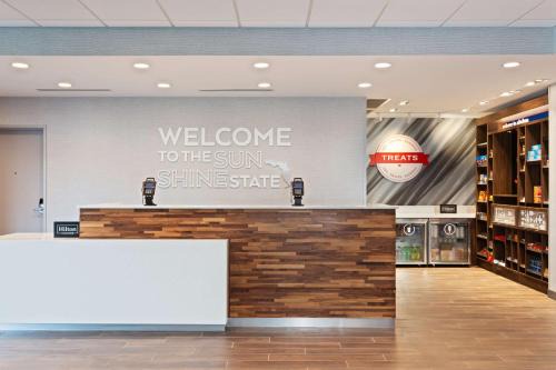 Alachua Hotel | Guest Favorite: Hampton Inn & Suites Alachua I-75, FL