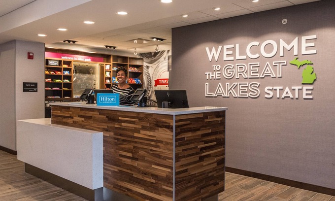 Allen Park Hotel | Cozy Hampton Inn & Suites Allen Park: Family-Friendly Stay