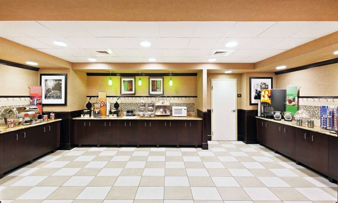 Lakeway Hotel | Relax at Hampton Inn & Suites Austin - Lakeway with Pool