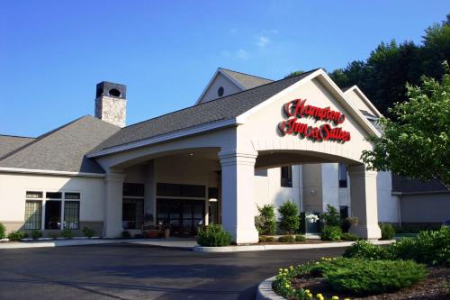 Binghamton Hotel | Guest Rated: 8.8 at Hampton Inn & Suites Binghamton/Vestal