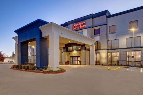 Borger Hotel | Pet-Friendly Haven at Hampton Inn & Suites Borger