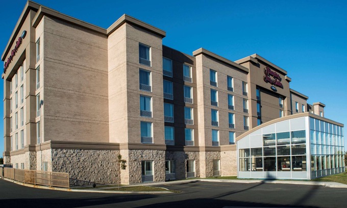 Terra Nova Hotel | Discover Comfort at Hampton Inn & Suites St. John's Airport