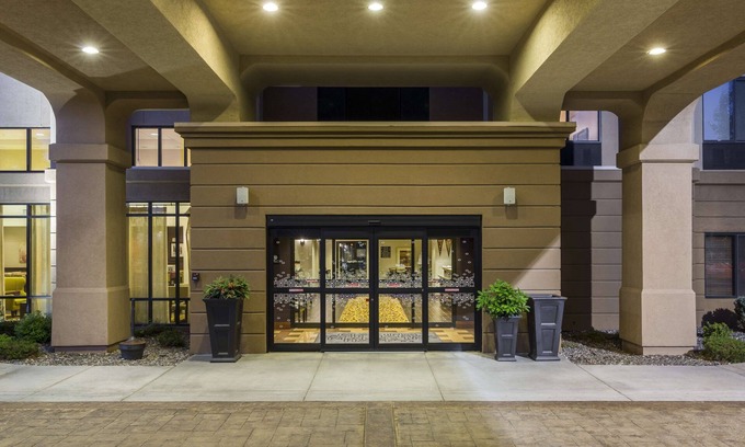 Walla Walla Hotel | Discover Hampton Inn & Suites Walla Walla: 9/10 Guest Rated