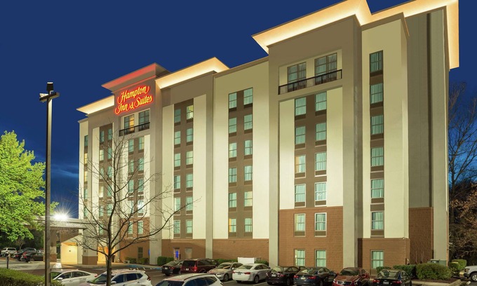 Arrowood Hotel | Discover Comfort at Hampton Inn & Suites Charlotte-Arrowood