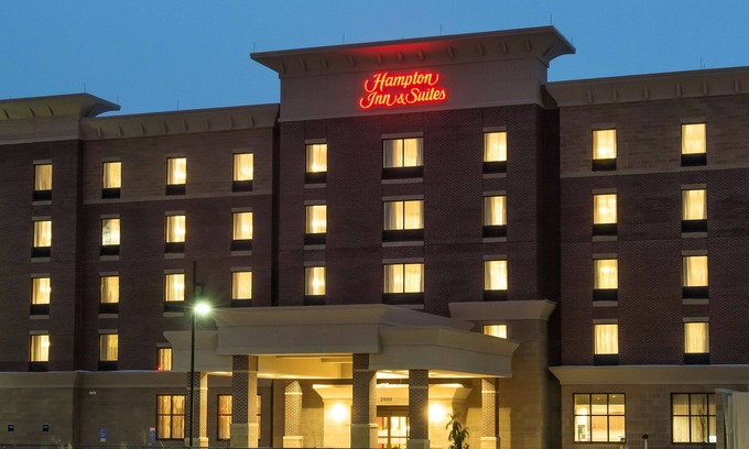 Roselawn Finance Hotel | Exceptional Stay at Hampton Inn & Suites Cincinnati / Kenwood