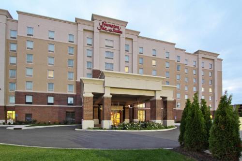 Columbus Hotel | Pet-Friendly Stay at Hampton Inn & Suites Columbus