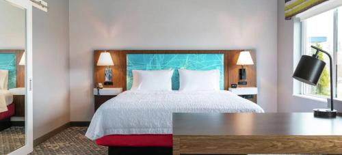 Dalhart Hotel | Highly Rated Hampton Inn & Suites Dalhart with Pool Amenities