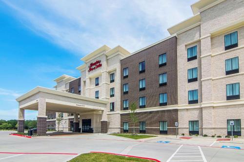 Richardson Hotel | Pet-Friendly Hampton Inn & Suites in Dallas/Richardson