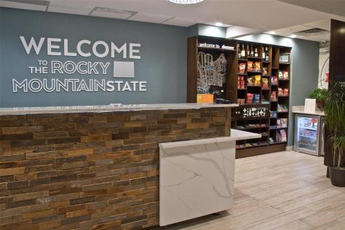 Highland Hotel | Discover Hampton Inn & Suites Denver with Pool and Hot Tub