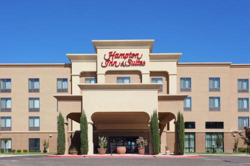 Herndon Hotel | Discover Comfort at Hampton Inn & Suites Fresno - Northwest