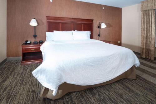 Greensburg Hotel | Pet-Friendly Hampton Inn & Suites Greensburg with Pool