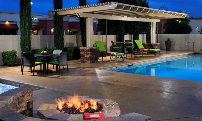 Seven Hills Hotel | Stay at Hampton Inn & Suites Las Vegas South: Guest Rated 9/10
