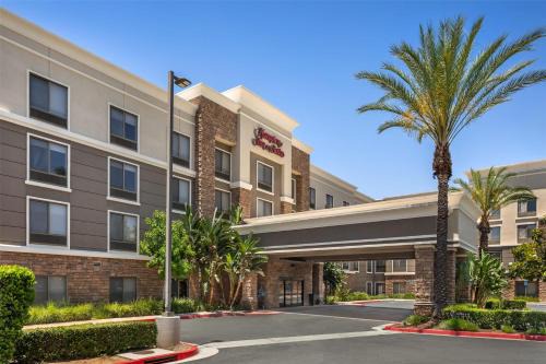 Moreno Valley Hotel | Discover Hampton Inn & Suites Moreno Valley with Ocean Views