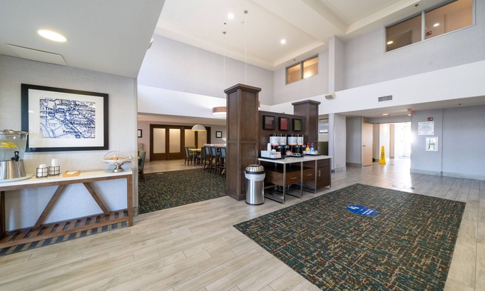 Salida Hotel | Discover Hampton Inn & Suites Modesto-Salida: Family-Friendly Stay