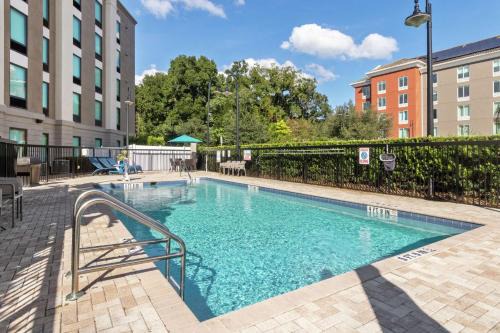 Apopka Hotel | Comfortable Stay at Hampton Inn & Suites Orlando-Apopka