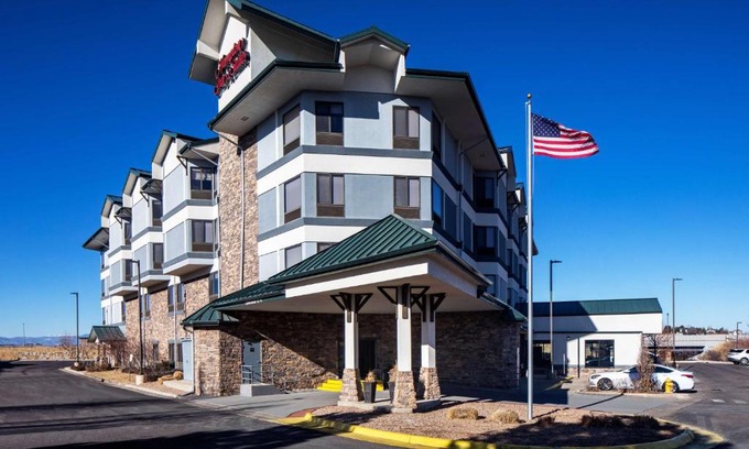 Parker Hotel | Comfortable Stay at Hampton Inn & Suites Parker with Pool