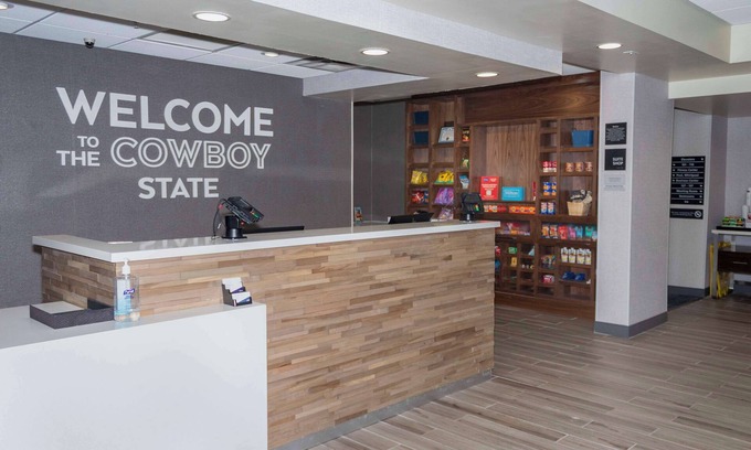 Riverton Hotel | Explore Hampton Inn & Suites Riverton: 9.2/10 Rated Stay