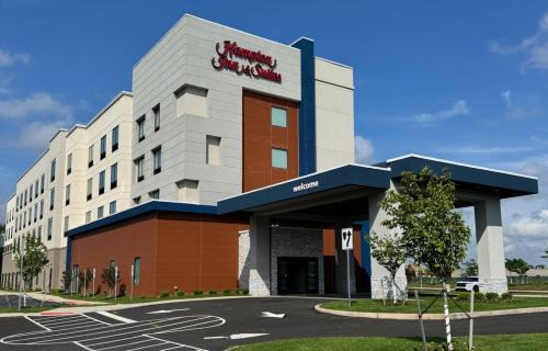 Somerset Hotel | Family-Friendly Haven: Hampton Inn & Suites Somerset