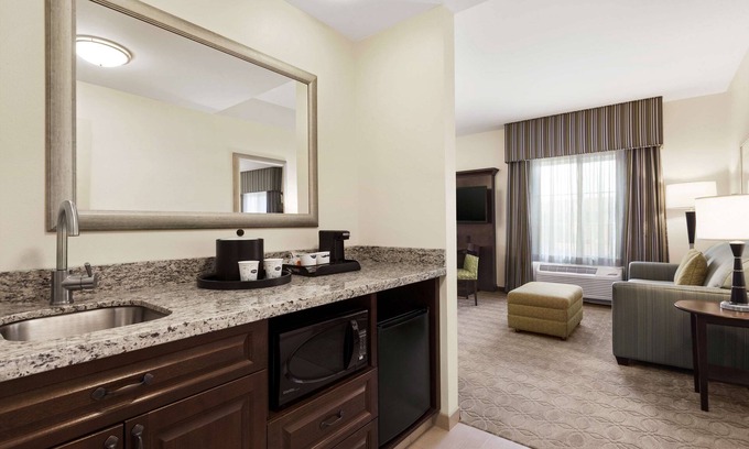 San Bernardino Hotel | Discover Comfort at Hampton Inn & Suites San Bernardino