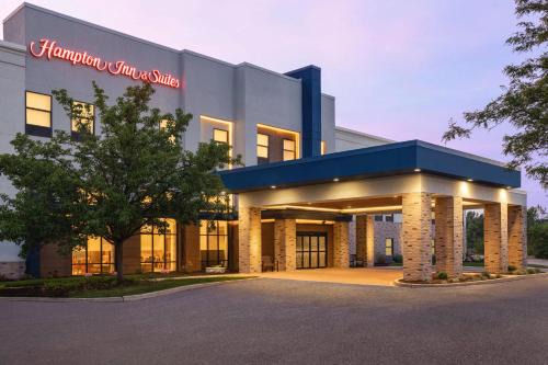 Valparaiso Hotel | Explore Hampton Inn & Suites Valparaiso with Family-Friendly Amenities