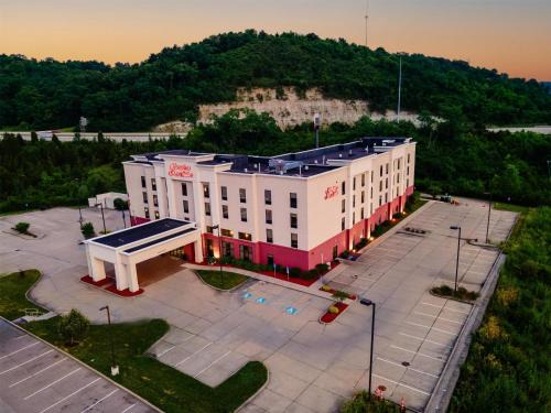 Wilder Hotel | Inviting Stay at Hampton Inn & Suites Wilder with Pool Access
