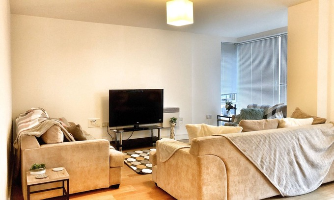 Chatham Apartment | Discover Hampton Leigh - Stylish Apartment with Kitchen Access