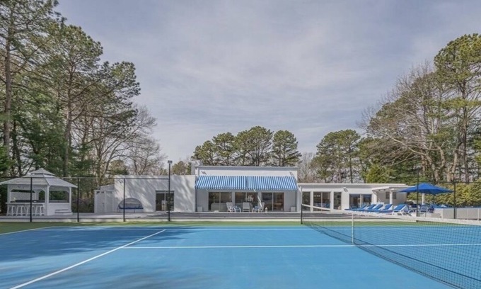 East Quogue House | Unforgettable Hamptons Getaway: Pool, Spa & Tennis Court