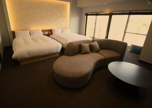 Ureshino Hotel | Relax at Hana No Shizuku with Family-Friendly Amenities