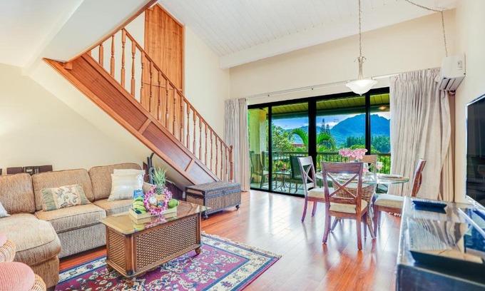 Princeville Hotel | Discover Hanalei Bay Resort 2301 with Pool & Hot Tub