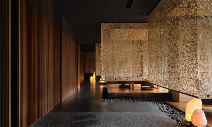 Yamanakaonsen Higashimachi House | Experience Hanamurasaki: 4-Star Retreat with Spa & Dining