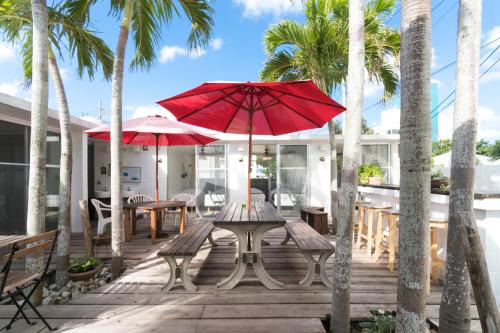 Aka Bed & Breakfast | Exceptional Ocean View at Hanamuro Inn Aka Island
