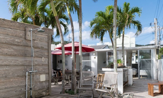 Aka Hotel | Cozy Hanamuro Inn Akajima with Ocean View & Family Amenities