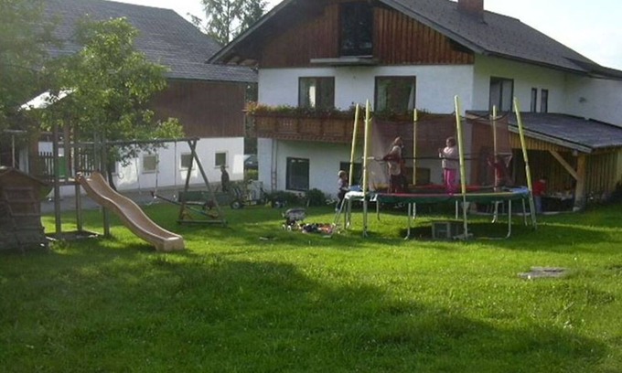Zell Am Moos Apartment | Handlhof - Family-Friendly Holiday Apartment with Lake Views