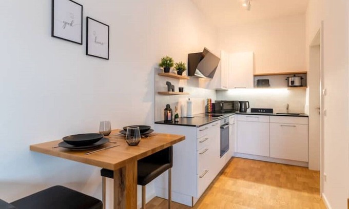 Altdorf Condo | Cozy Kitchen Retreat with Entertainment and Breakfast Included