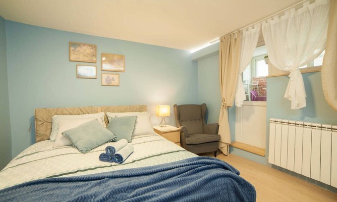 Zagreb Apartment | Guest Rated: Handsome Maksimir Apartment with Breakfast & Kitchen