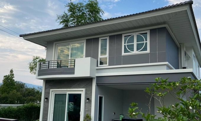 Hang Dong House | Hang Dong 4BDRM Near Golf Course, Gym, Park, Pool Table, Western Kitchen
