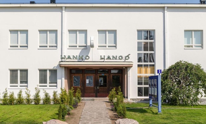 Hanko Apartment | Family-Friendly Getaway at Hangon Asema 12 - Rated 8.8/10