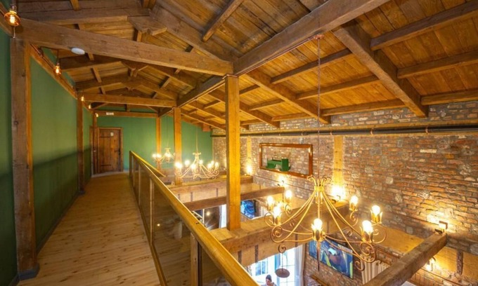 Elbasan County Hotel | Hani i Taulant Shahinit
