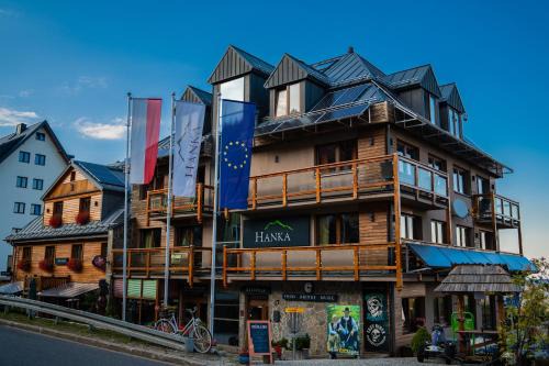 Zieleniec Resort | Relax & Spa at Hanka: Oceanfront Bliss with Pool Access