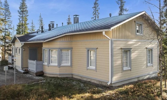 Rukatunturi House | Relaxing Retreat at Hankipolku 4c with Lake Views