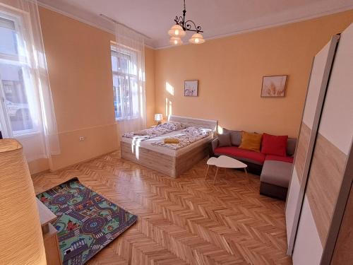 Koszeg Apartment | Family-Friendly Stay at Hanna Apartman 1-2