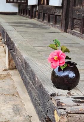 Toero House | Family-Friendly Hanok Soeun House with Kitchen Amenities