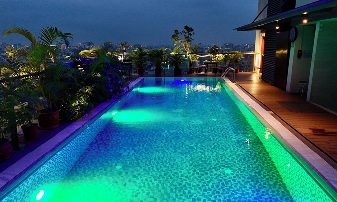 Uttara Hotel | Discover HANSA - Premium Residence with Spa & Pool